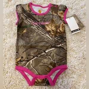 {Carhartt} Baby Girl Camo Onesie size 9 months NWT